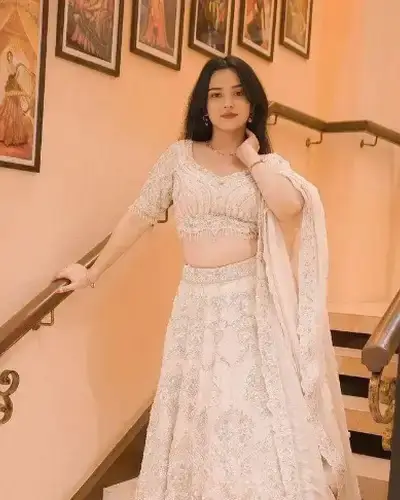 Call Girls Ashok Nagar